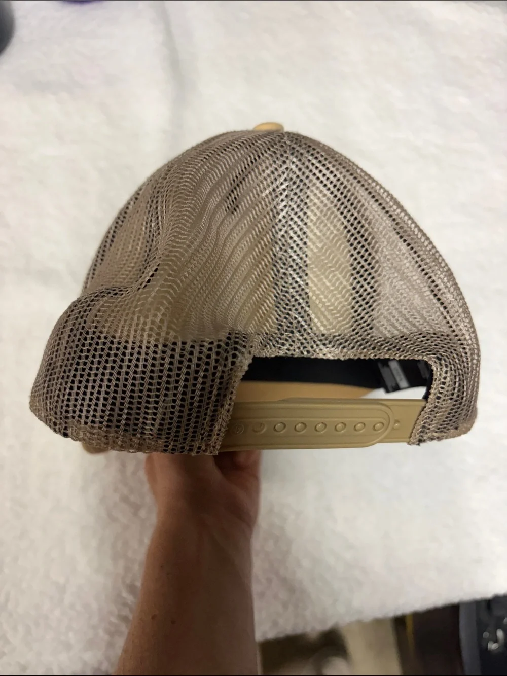 47 Brand NY Yankees Tan and Black Trucker Cap with White Logo